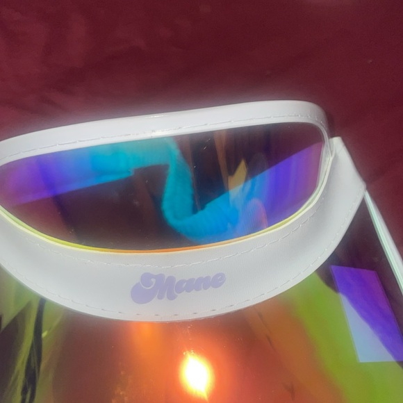 Mane The Shade Holographic Visor - Picture 4 of 8